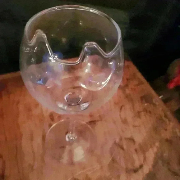 Cat shaped drinking glass - Picture 1 of 2